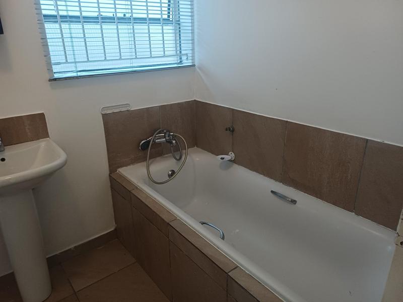 To Let 3 Bedroom Property for Rent in Bernadino Heights Western Cape
